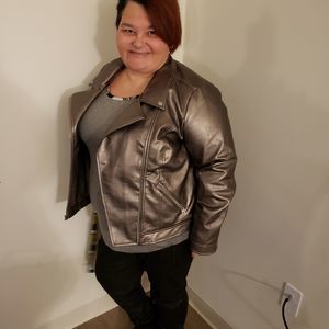 Meet your Posher, Nichole